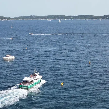 Апартаменты Lovely In Maxime