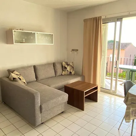 Apartamento Modern Apartment In Sainte Maxime With Seaview *